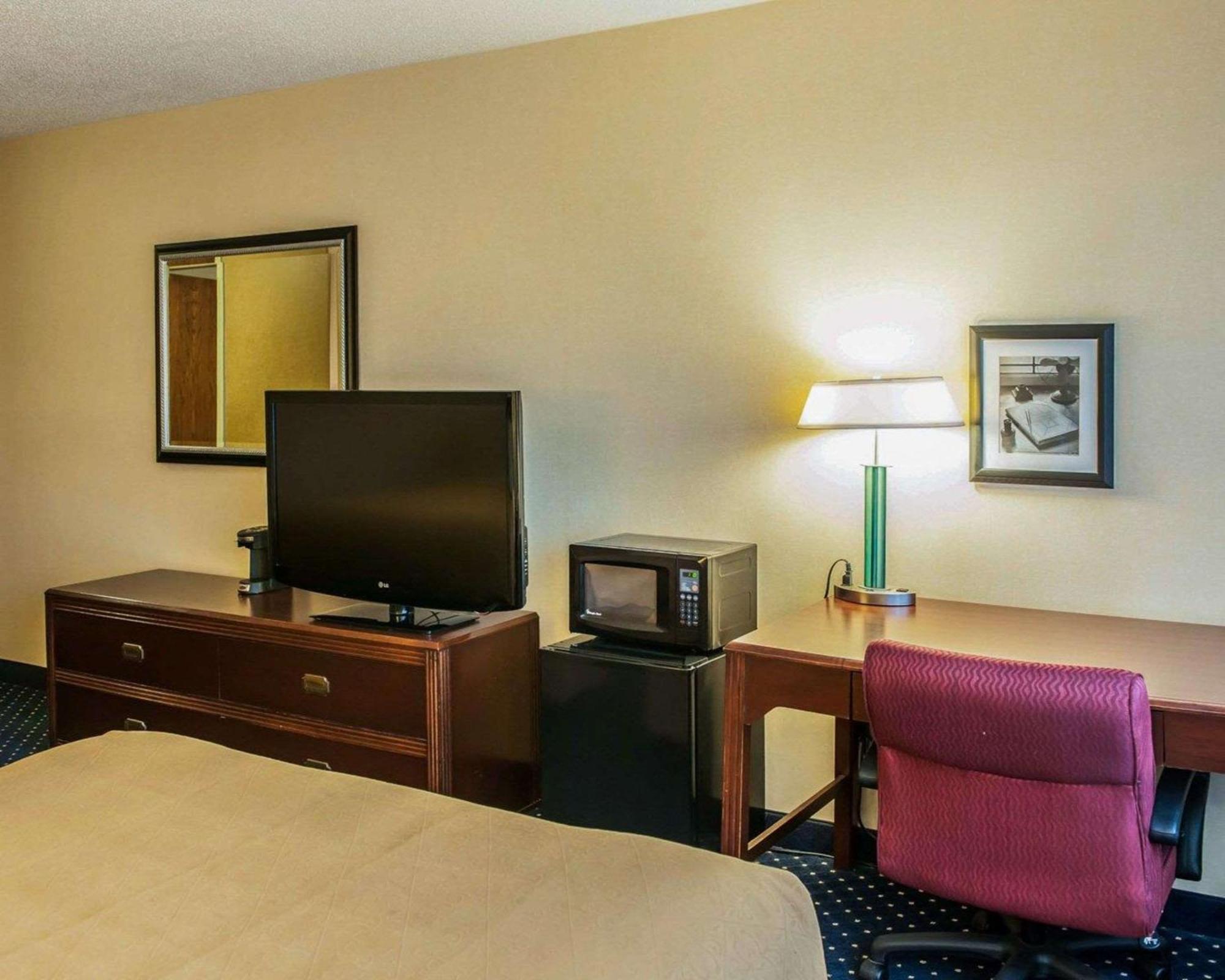 Quality Inn & Suites Goshen Zewnętrze zdjęcie