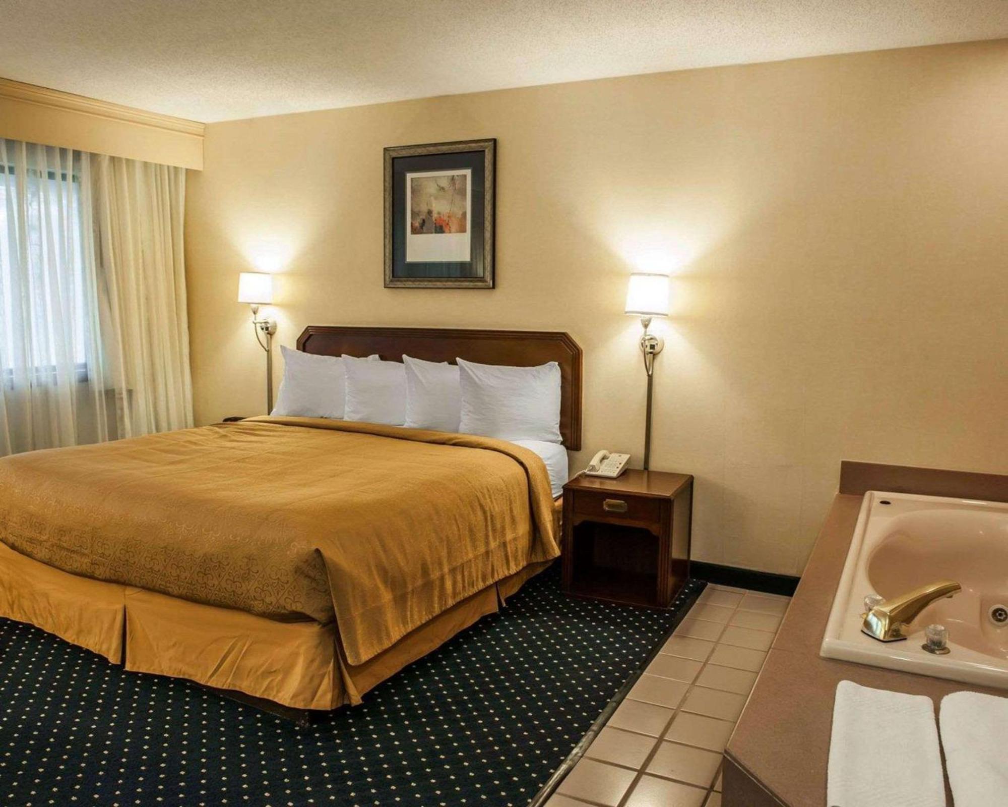 Quality Inn & Suites Goshen Zewnętrze zdjęcie